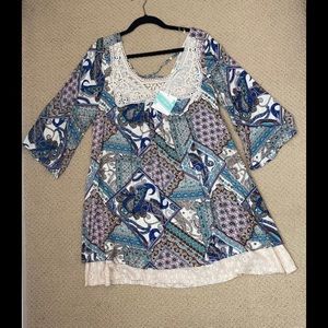 Umgee Womens Multi-Print Sleeve